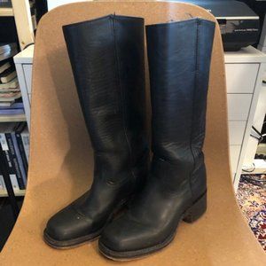 Women's Frye Campus Boots size 7.5, 100% leather